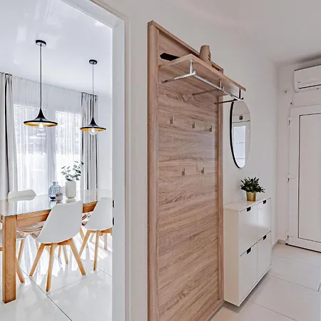 度假居 Amazing In With Private Swimming Pool, Be Inside Or Outside *